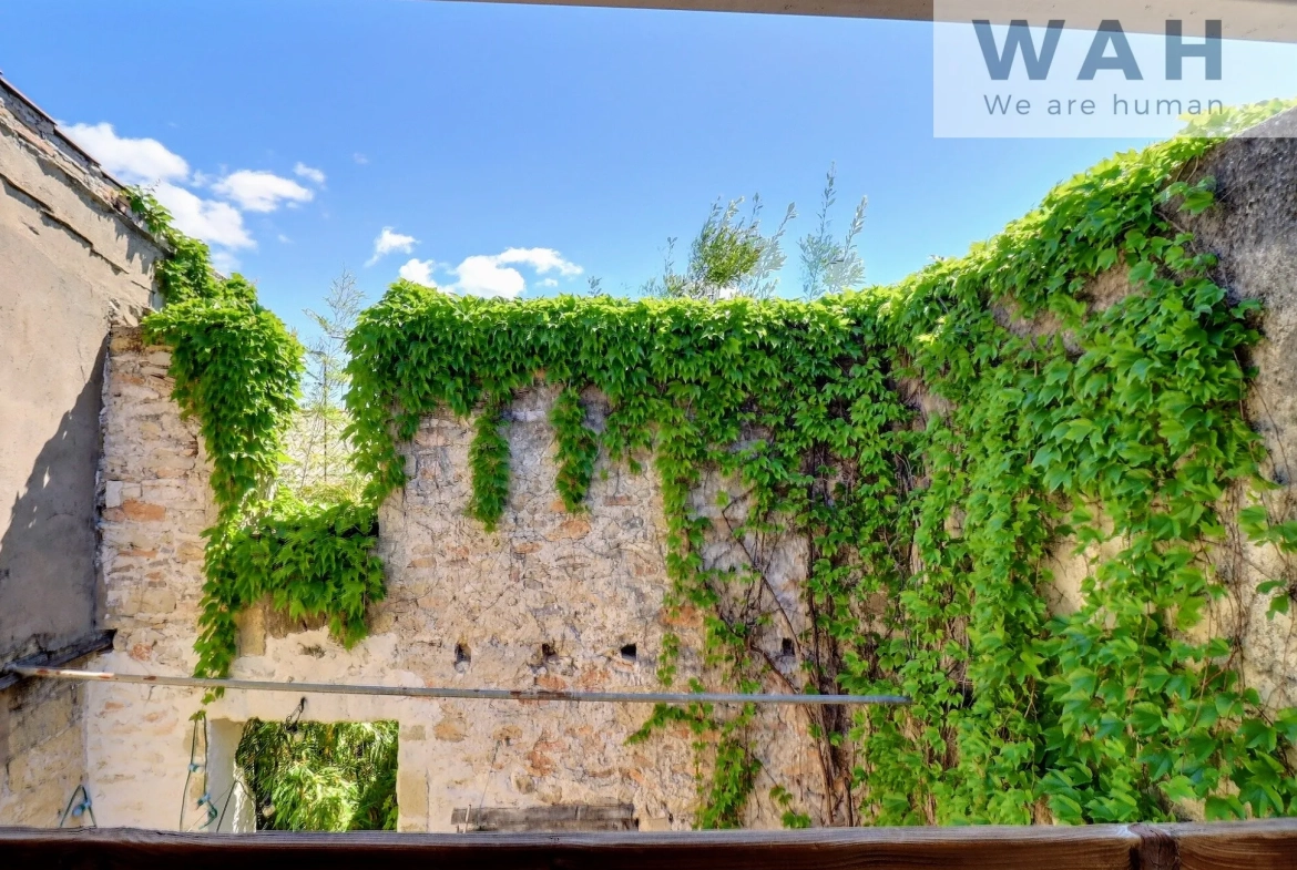 Maison de village avec cachet, patio et garage à Lunel - 141 m² 