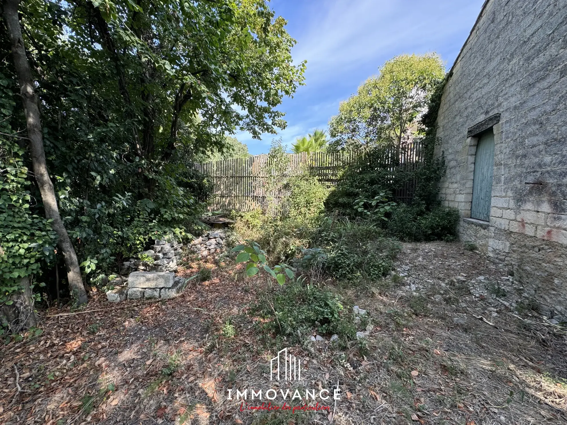 À vendre : Remise en pierre de 75 m² avec parcelle à Saint Bauzille de Montmel 