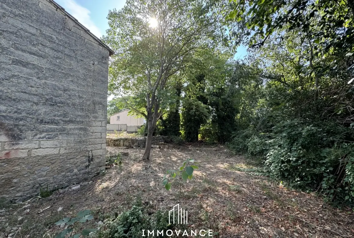 À vendre : Remise en pierre de 75 m² avec parcelle à Saint Bauzille de Montmel 