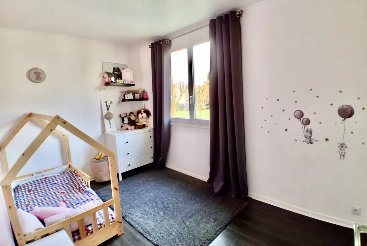 Appartement 3 pièces lumineux de 63 m² à Bièvres avec parking et cave 