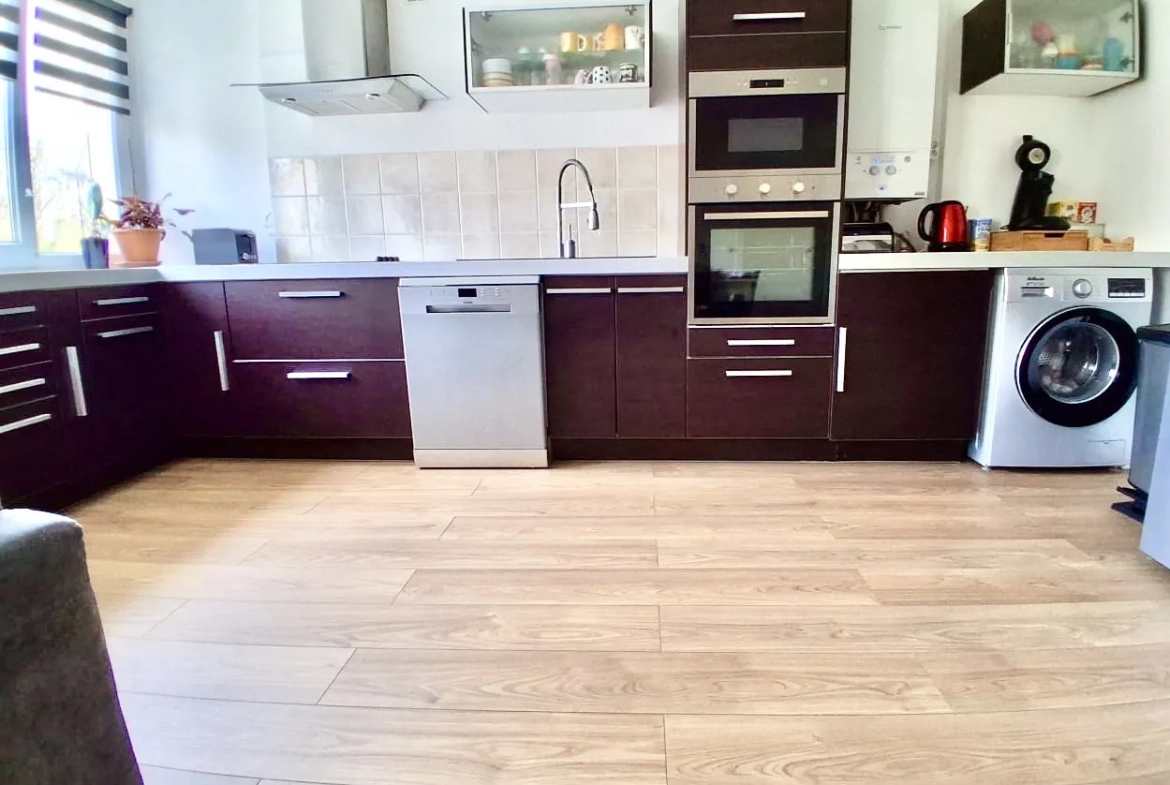Appartement 3 pièces lumineux de 63 m² à Bièvres avec parking et cave 