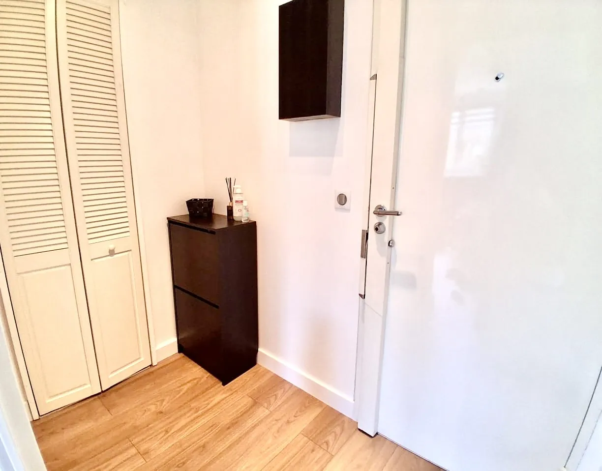 Appartement 3 pièces lumineux de 63 m² à Bièvres avec parking et cave 