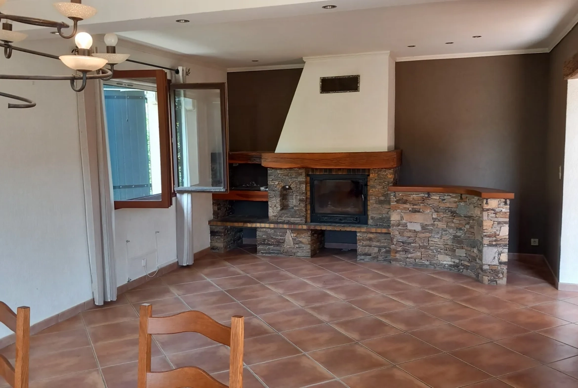 Grande maison avec appartement et vue panoramique à Le Poujol-sur-Orb 