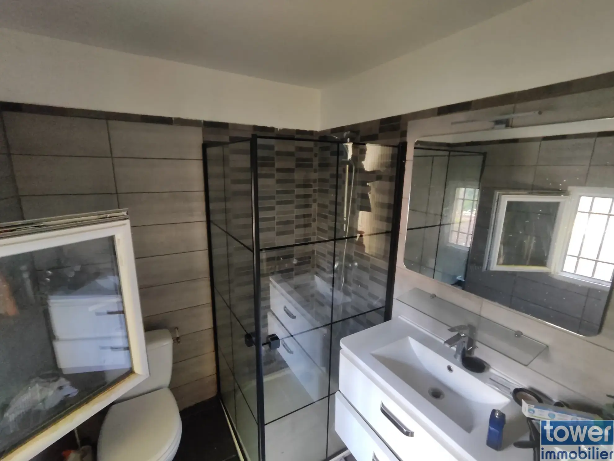 Maison familiale avec piscine, jacuzzi et grand terrain à Narbonne 