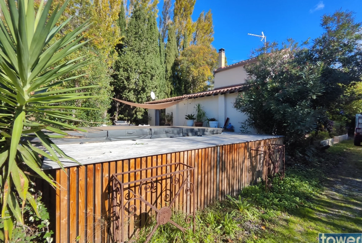 Maison familiale avec piscine, jacuzzi et grand terrain à Narbonne 