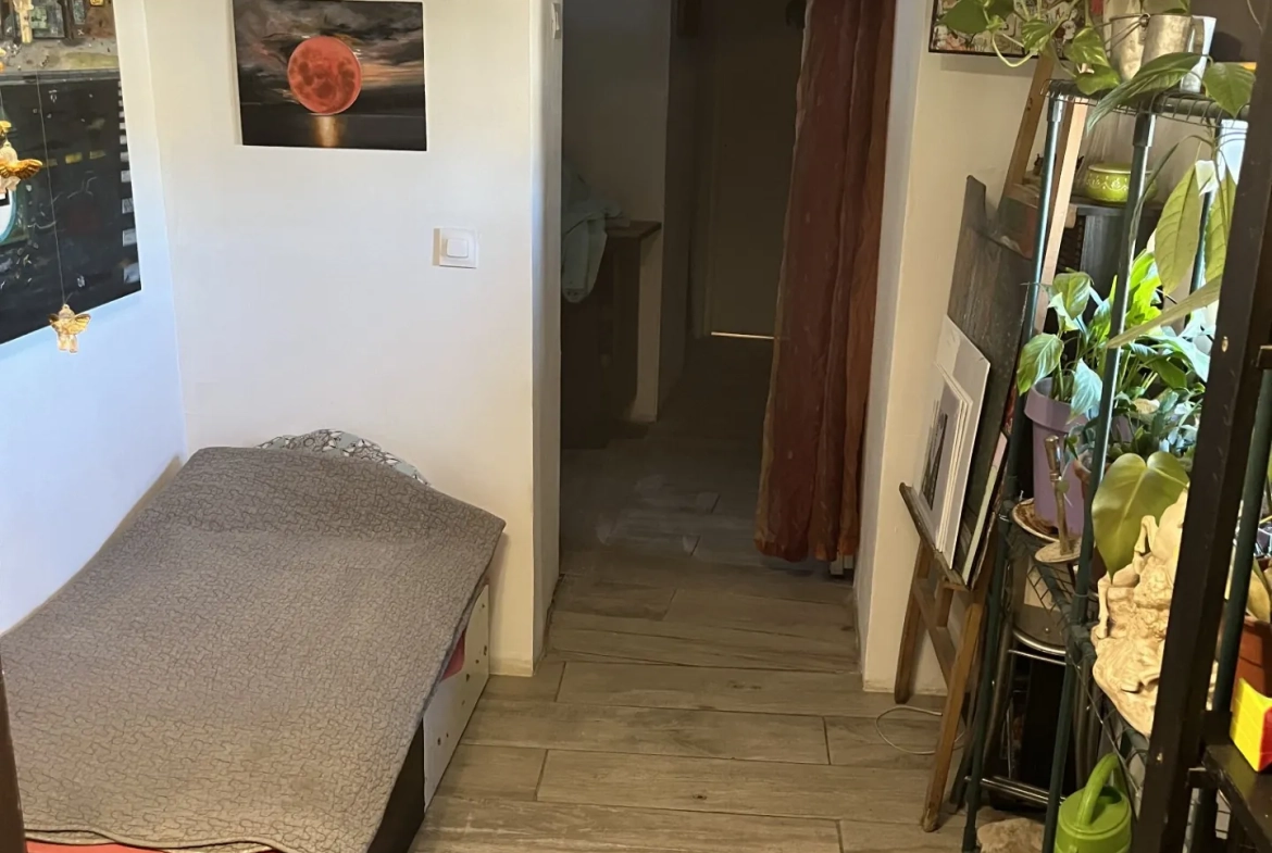 Immeuble à vendre à Sault avec fort potentiel locatif près du Mont Ventoux 