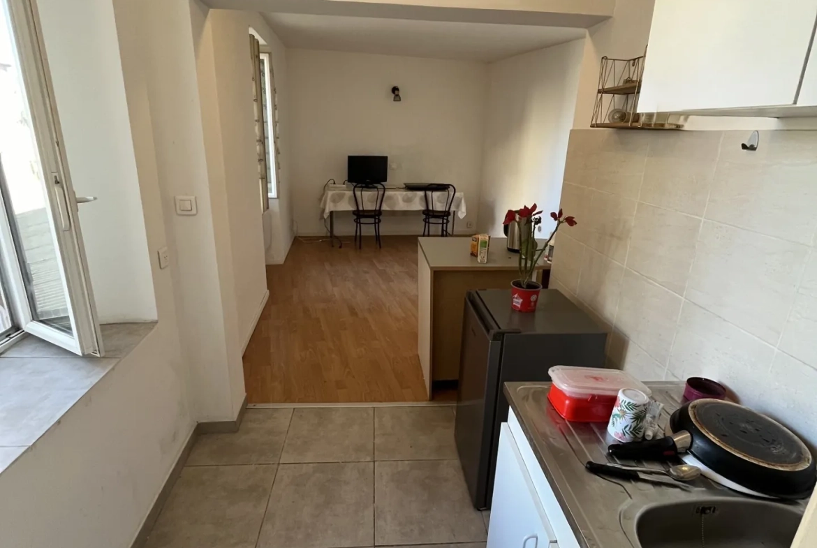 Immeuble à vendre à Sault avec fort potentiel locatif près du Mont Ventoux 