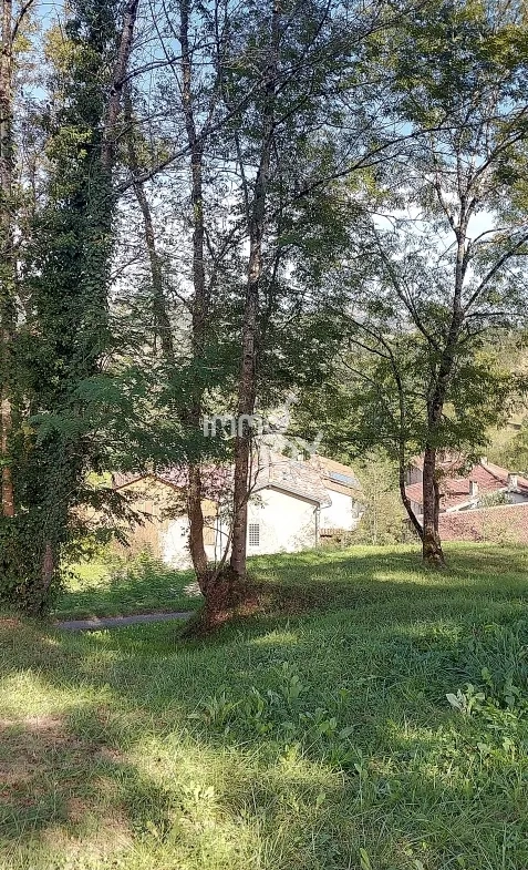 Maison de village rénovée avec grange de 140 m² à Durbin-sur-Arize 