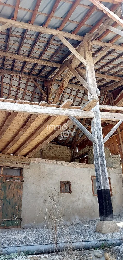 Maison de village rénovée avec grange de 140 m² à Durbin-sur-Arize 
