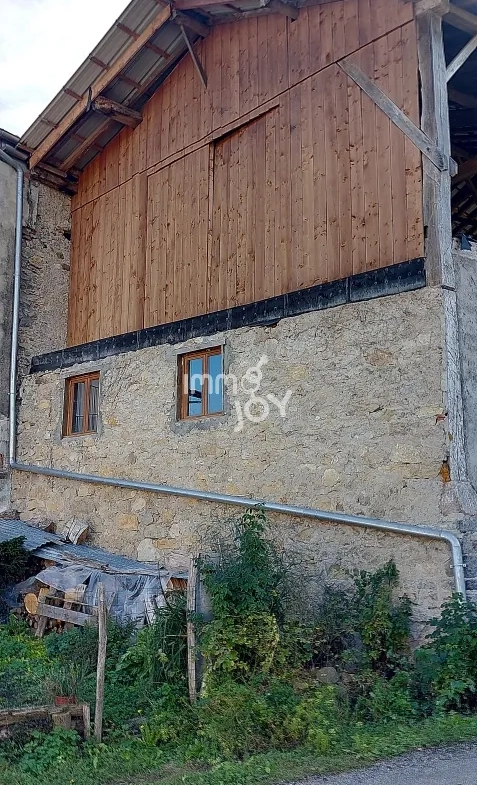 Maison de village rénovée avec grange de 140 m² à Durbin-sur-Arize 