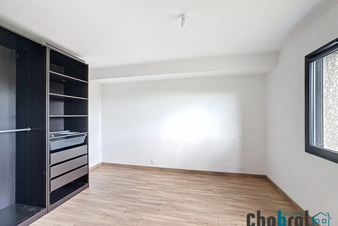 Maison contemporaine 2023 avec vue dégagée à La Sauzière Saint-Jean 