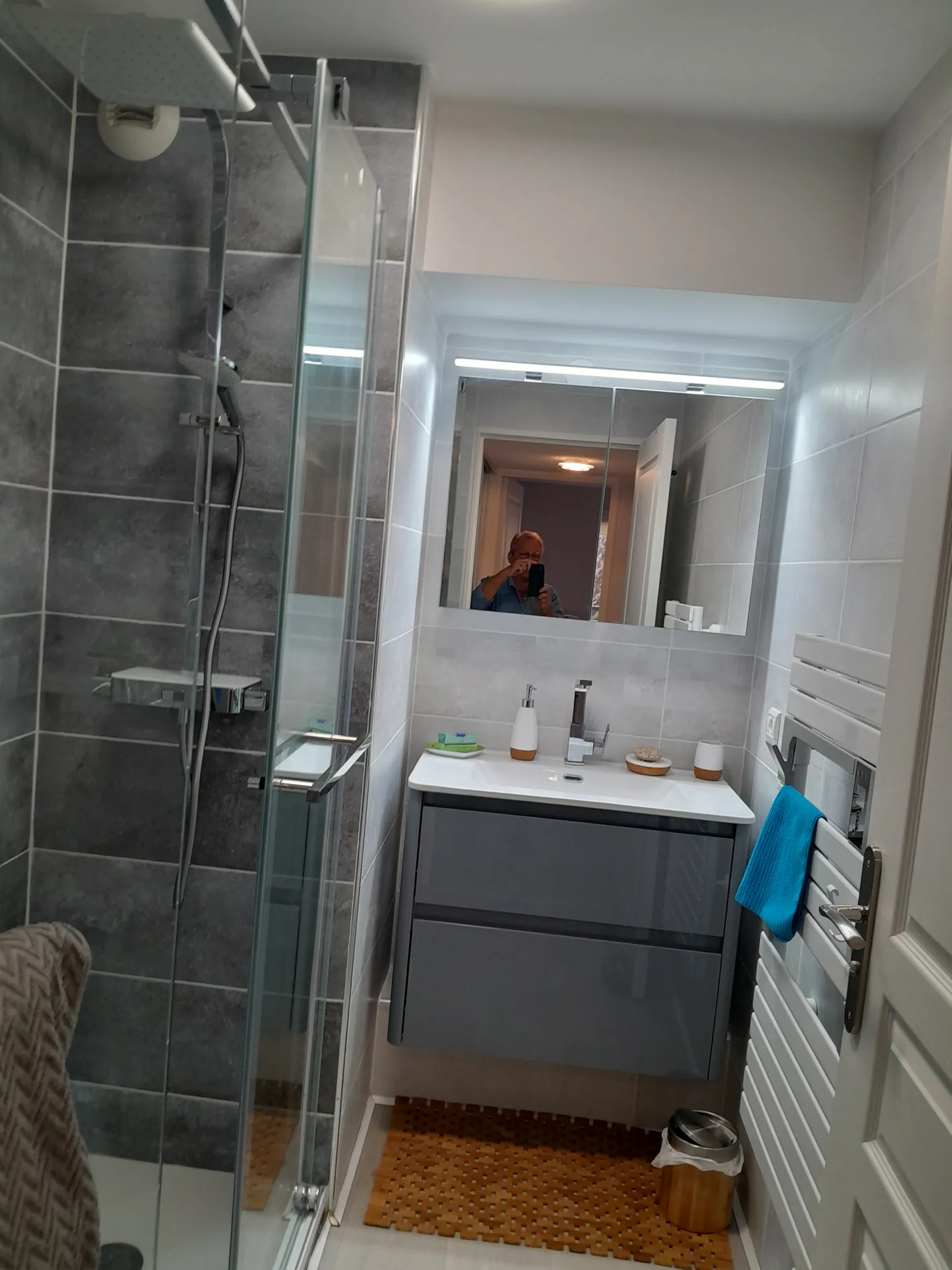 Appartement 2 pièces avec balcon et parking à Saint-Raphaël en centre-ville 
