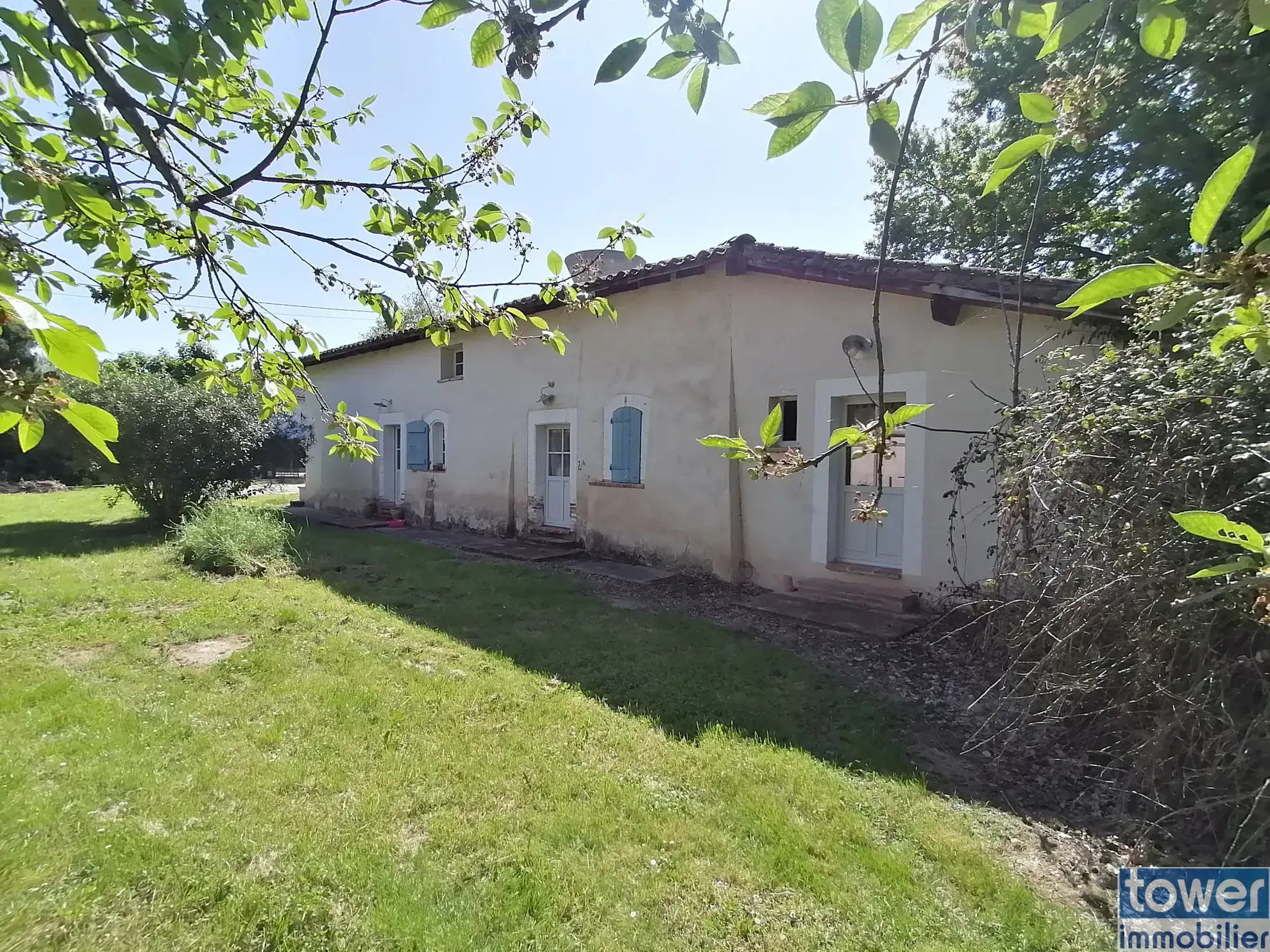 Maison de charme à Finhan avec piscine, 5 chambres, grand terrain de 2800 m² 