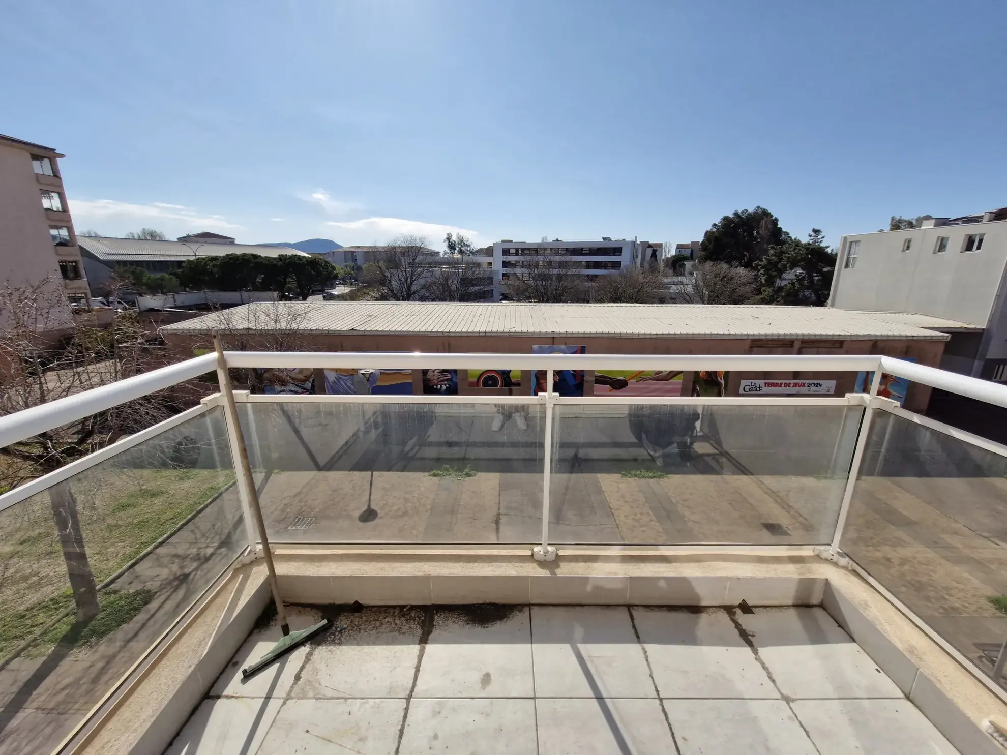Appartement 2 pièces avec terrasse en dernier étage à La Garde 