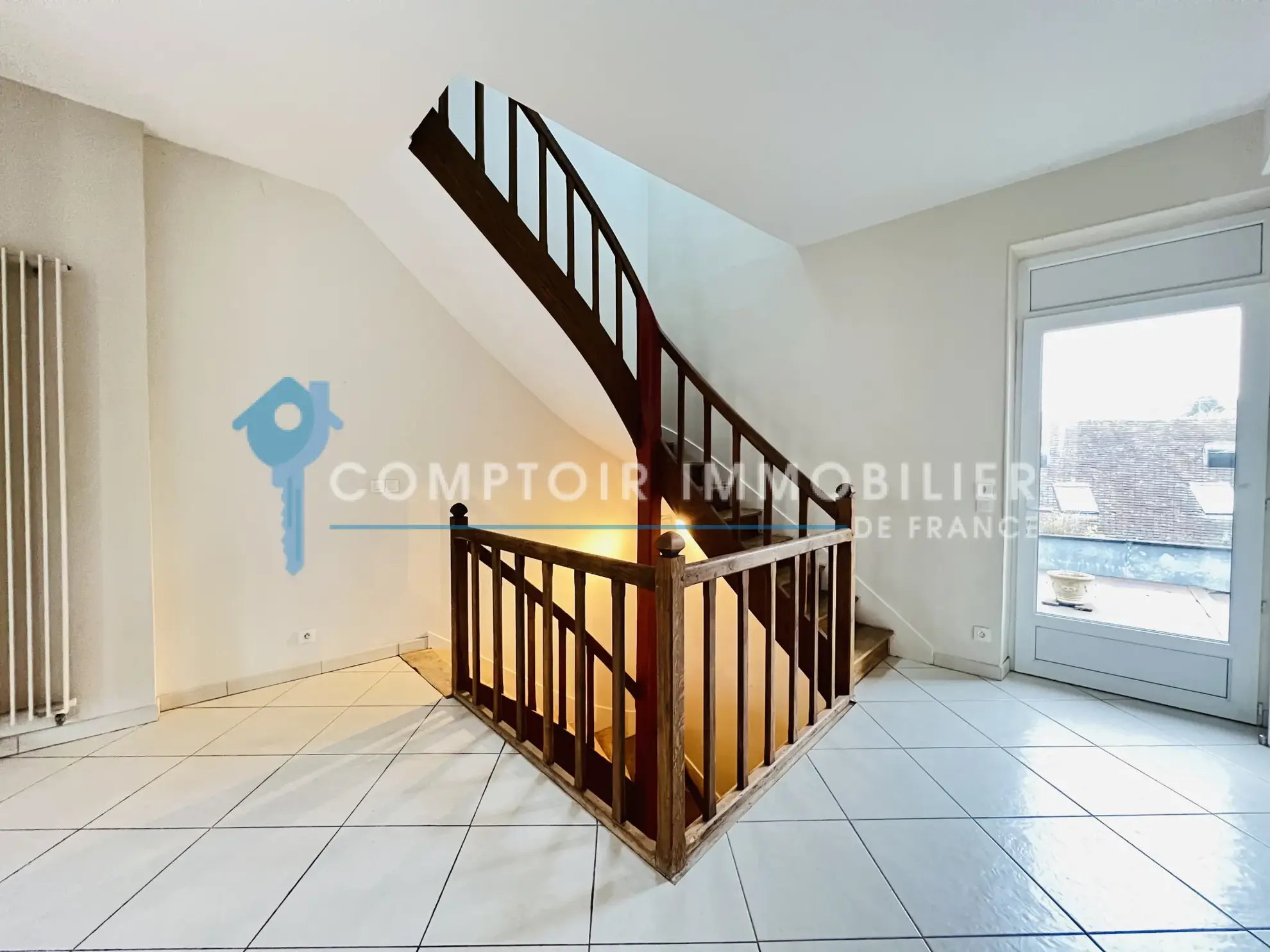 Maison familiale rénovée de 215 m² à Auneau en hyper-centre 