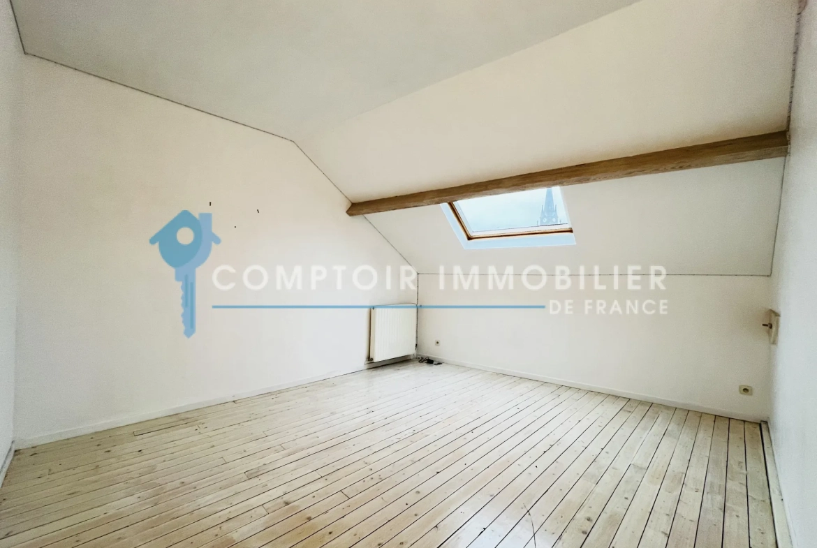 Maison familiale rénovée de 215 m² à Auneau en hyper-centre 
