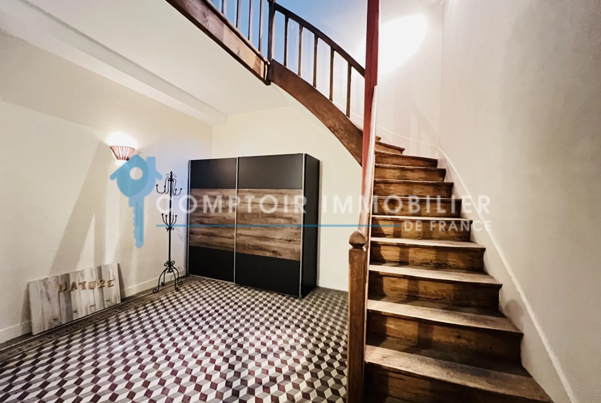 Maison familiale rénovée de 215 m² à Auneau en hyper-centre 