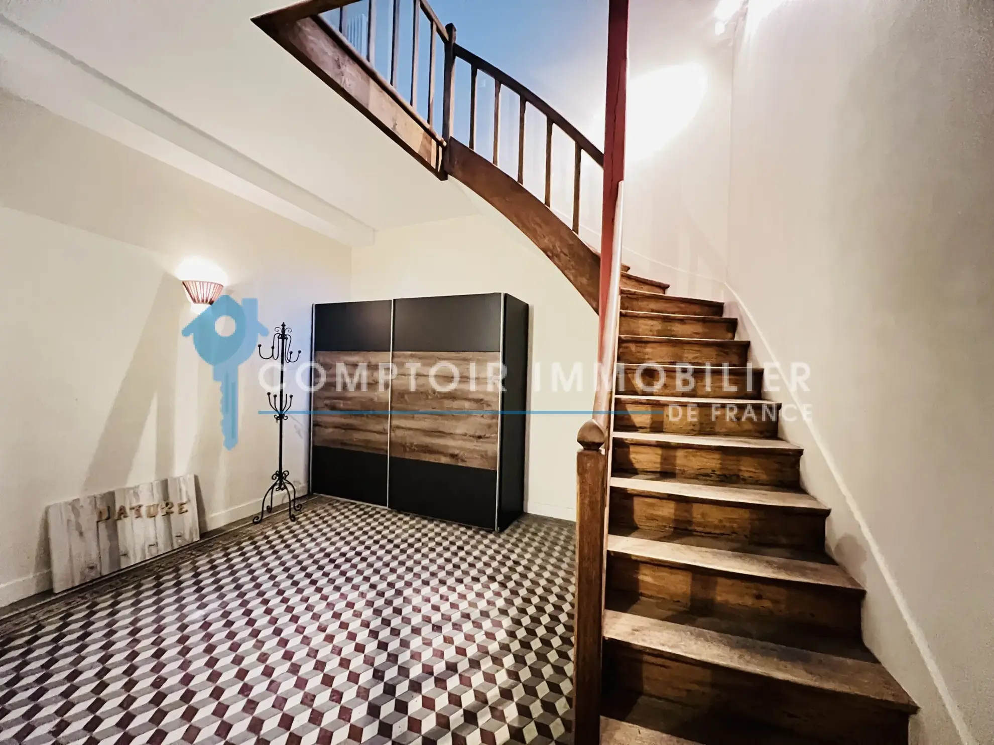 Maison familiale rénovée de 215 m² à Auneau en hyper-centre 