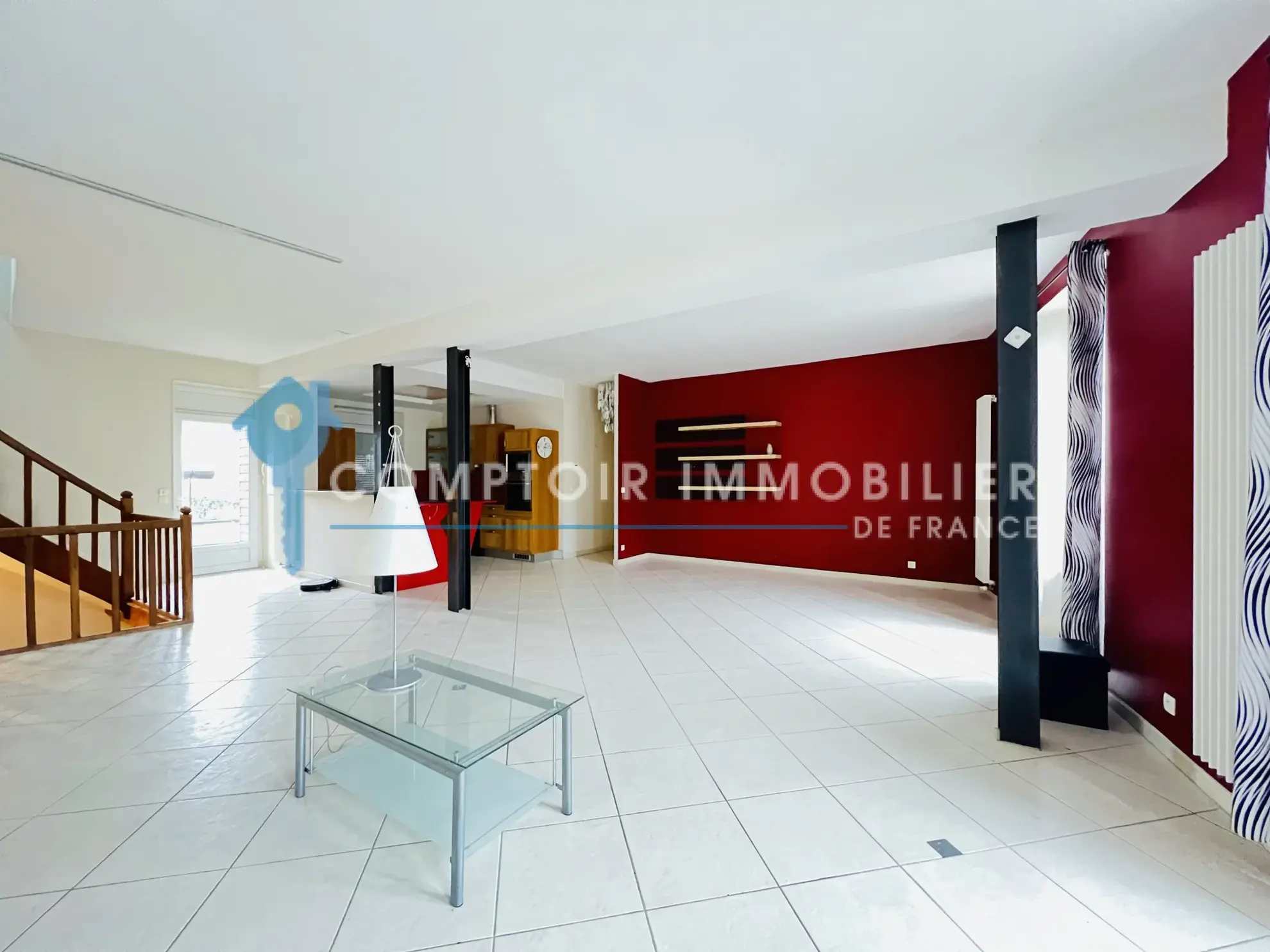 Maison familiale rénovée de 215 m² à Auneau en hyper-centre 