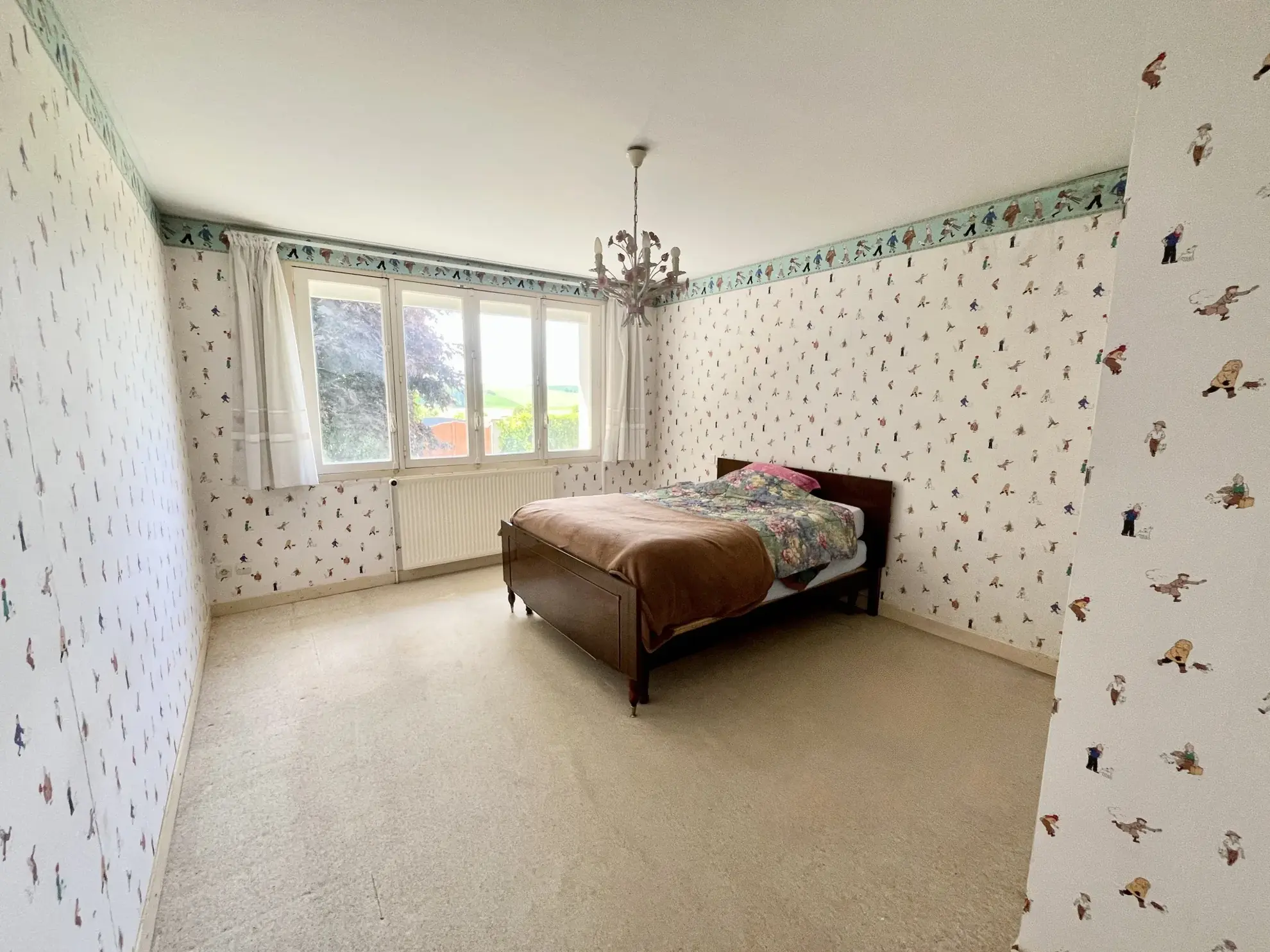 Maison de plain-pied avec jardin clos et garage à La Ferté-Gaucher 