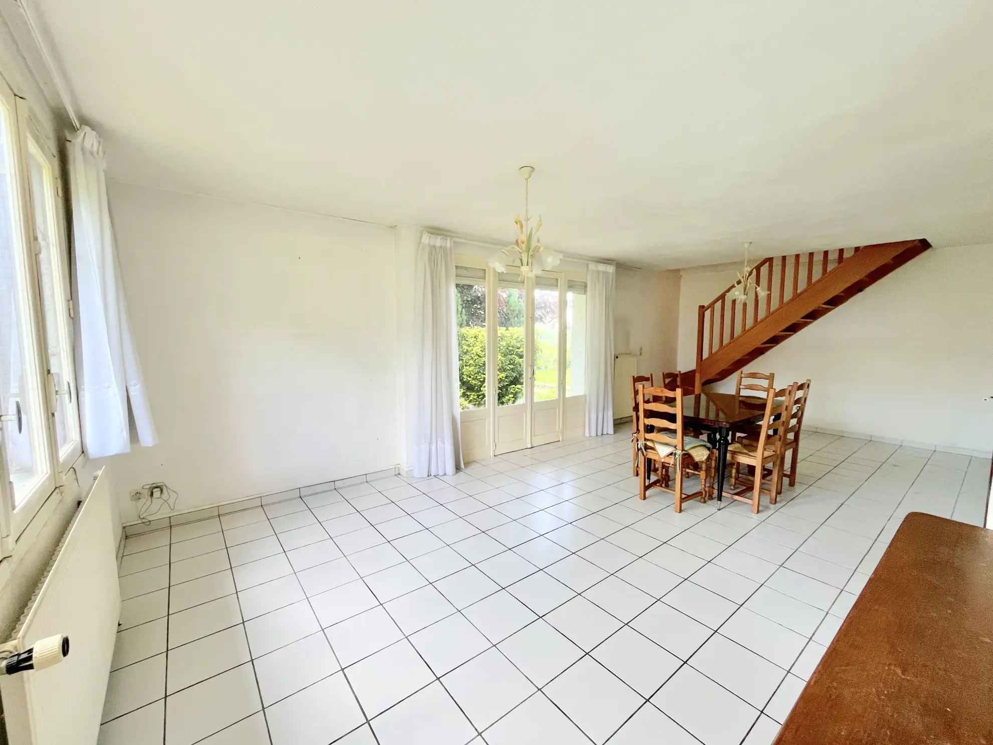 Maison de plain-pied avec jardin clos et garage à La Ferté-Gaucher 