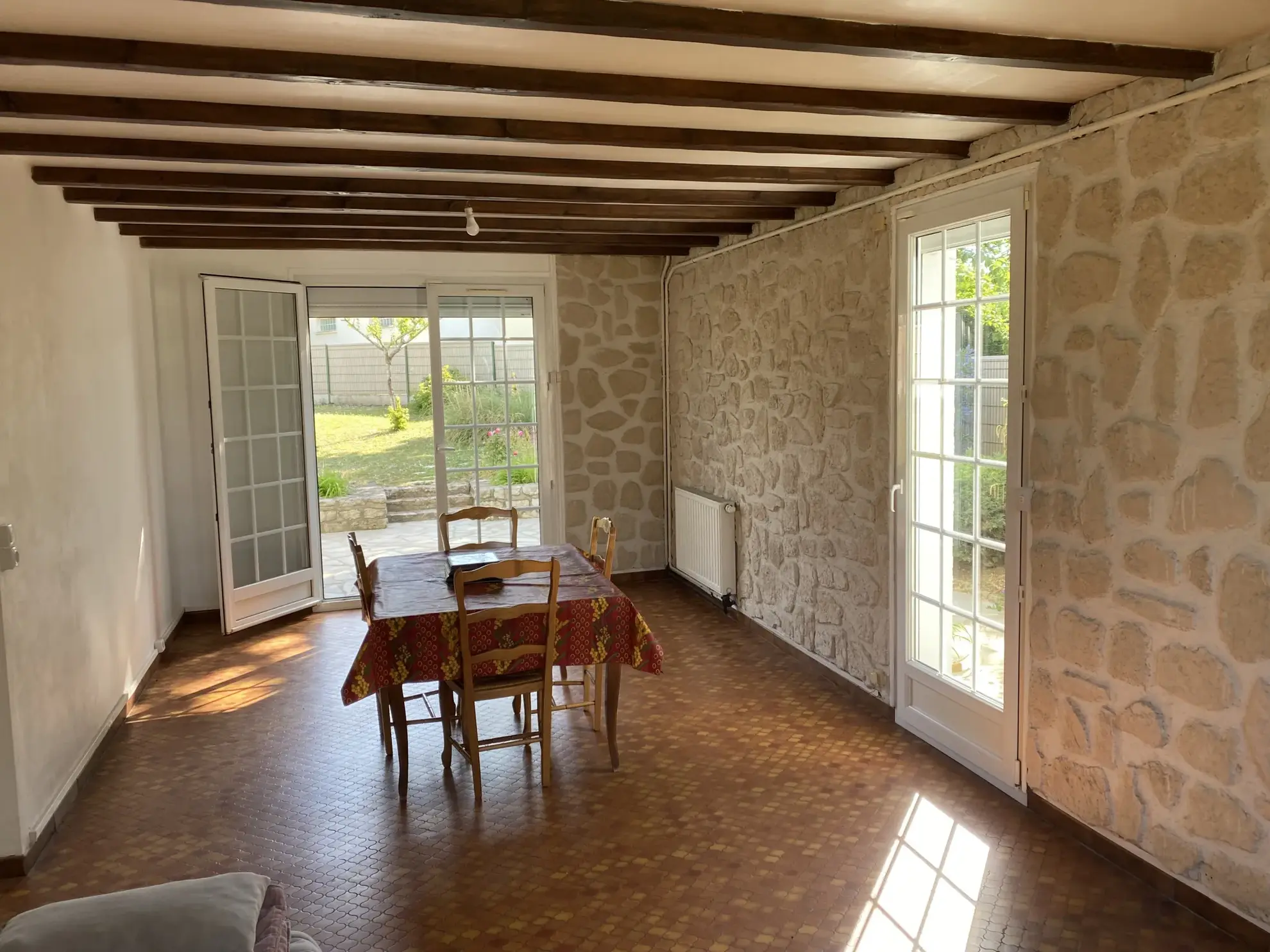 Belle maison familiale avec jardin à Mantes-la-Ville – 85 m² 