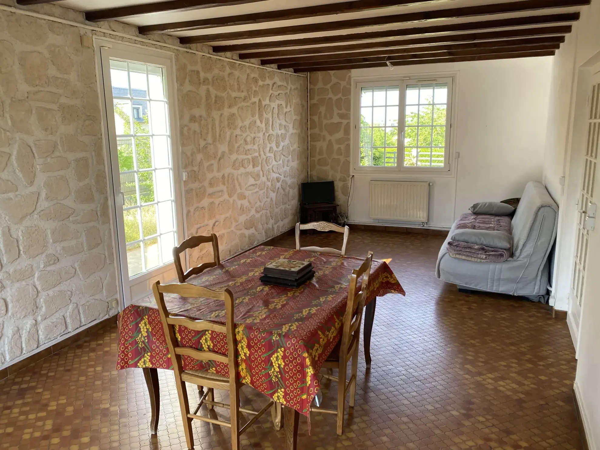 Belle maison familiale avec jardin à Mantes-la-Ville – 85 m² 
