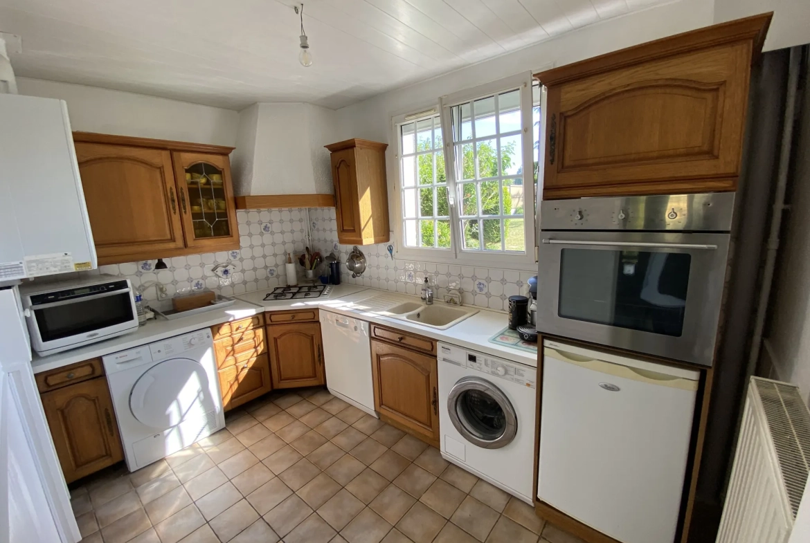 Belle maison familiale avec jardin à Mantes-la-Ville – 85 m² 