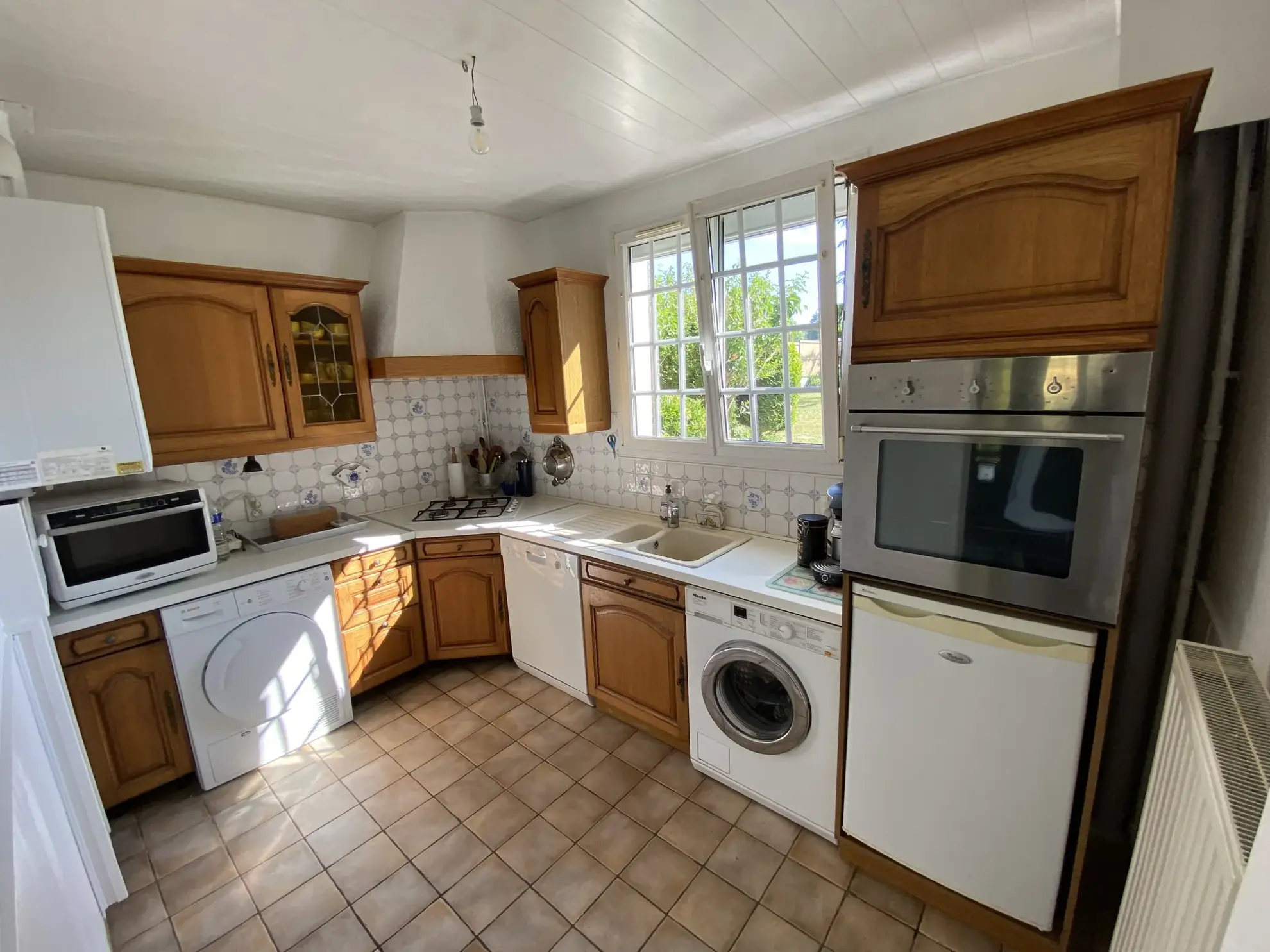 Belle maison familiale avec jardin à Mantes-la-Ville – 85 m² 
