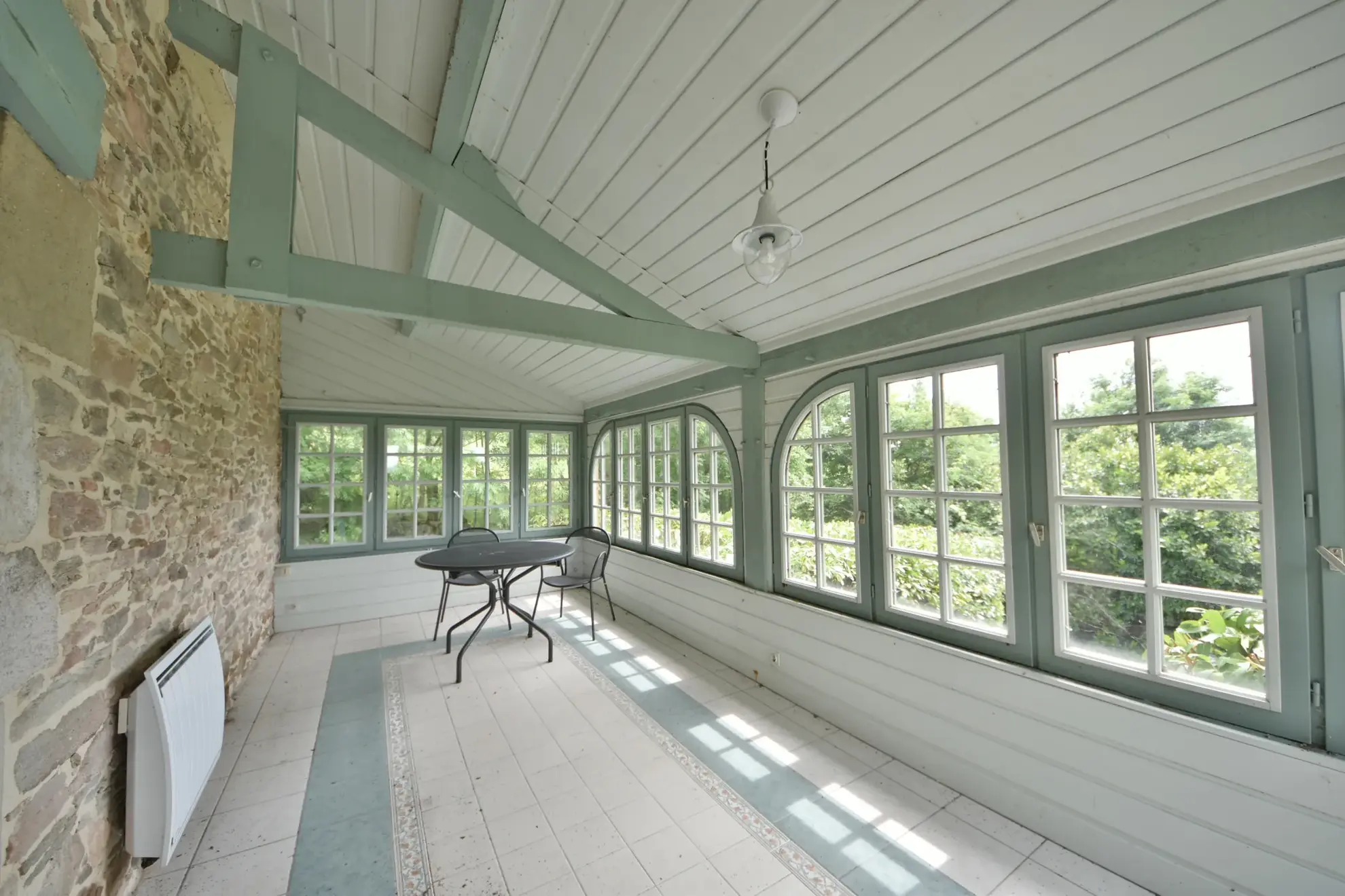 Maison de charme à Malemort avec vue imprenable sur la vallée 
