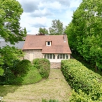 Maison de charme à Malemort avec vue imprenable sur la vallée