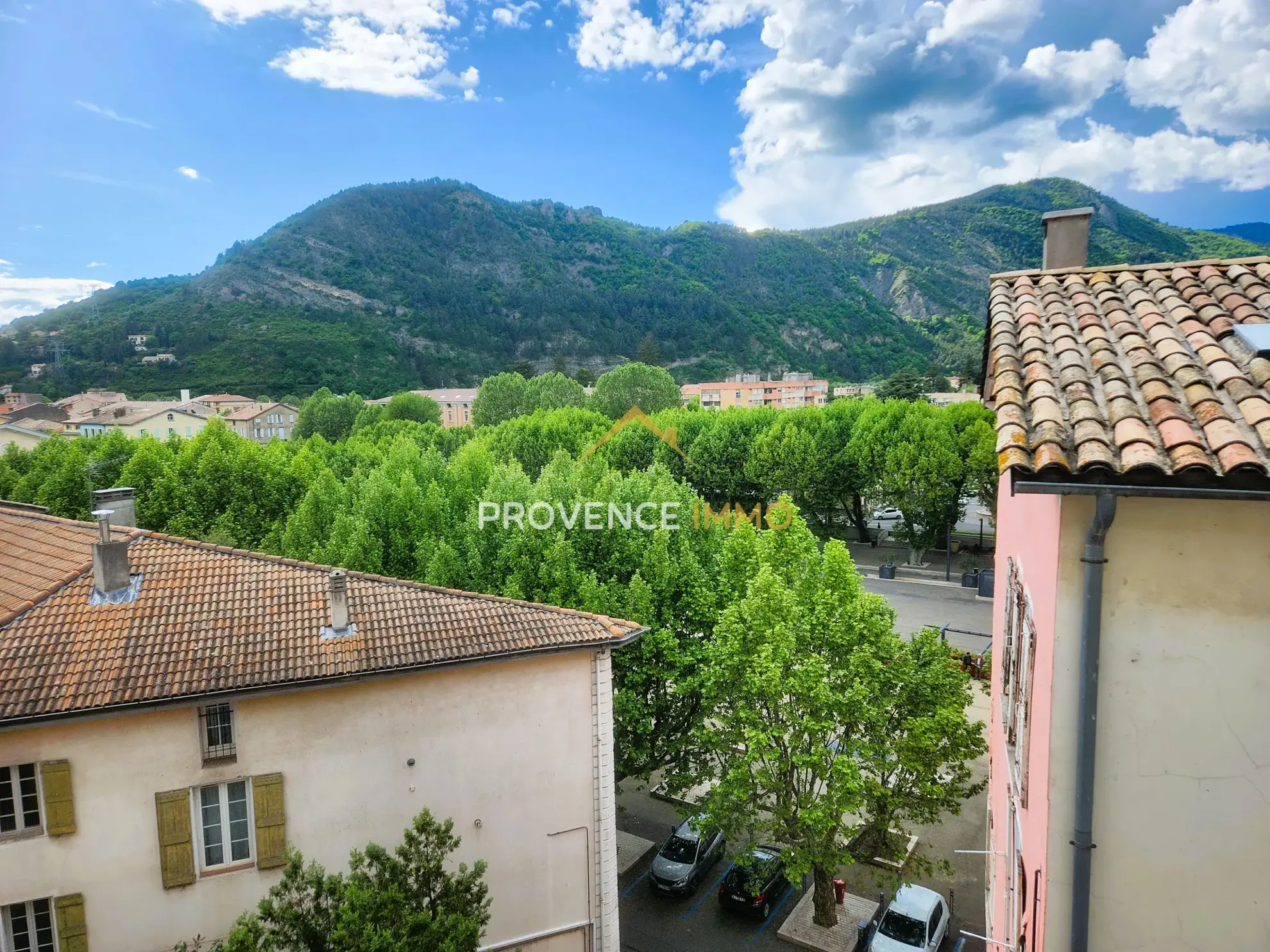 Appartement T2 à rénover au cœur de Digne-les-Bains avec fort potentiel 