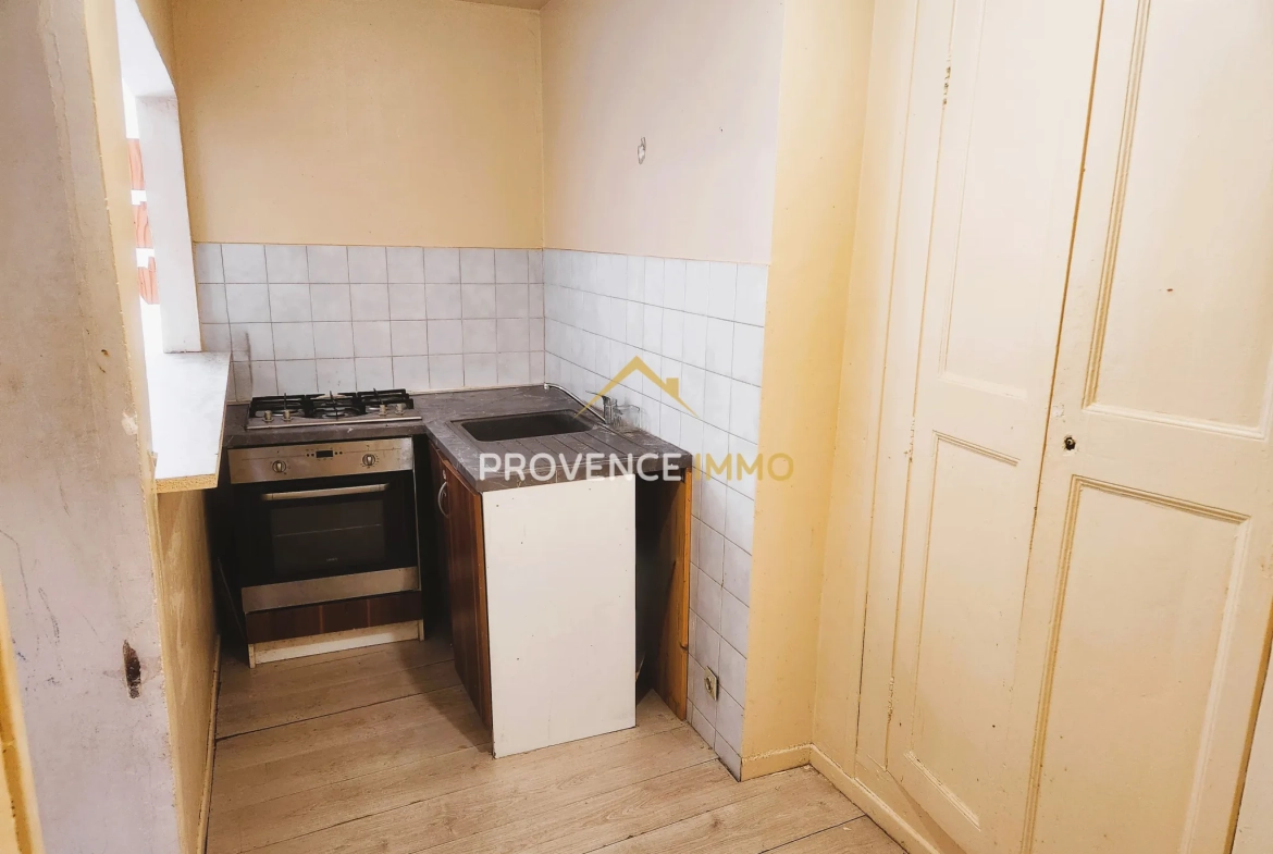 Appartement T2 à rénover au cœur de Digne-les-Bains avec fort potentiel 