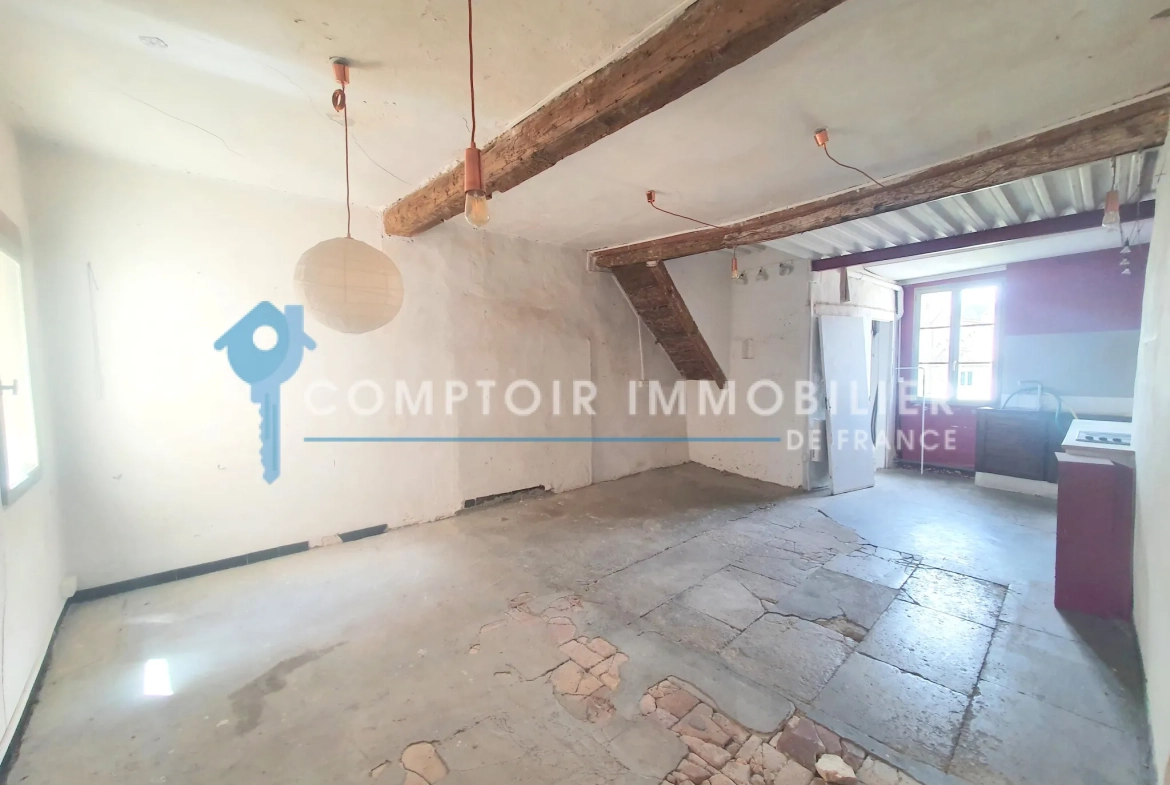 Appartement T2 à vendre à Montpellier dans l'Ecusson - 54,5 m² à rénover 