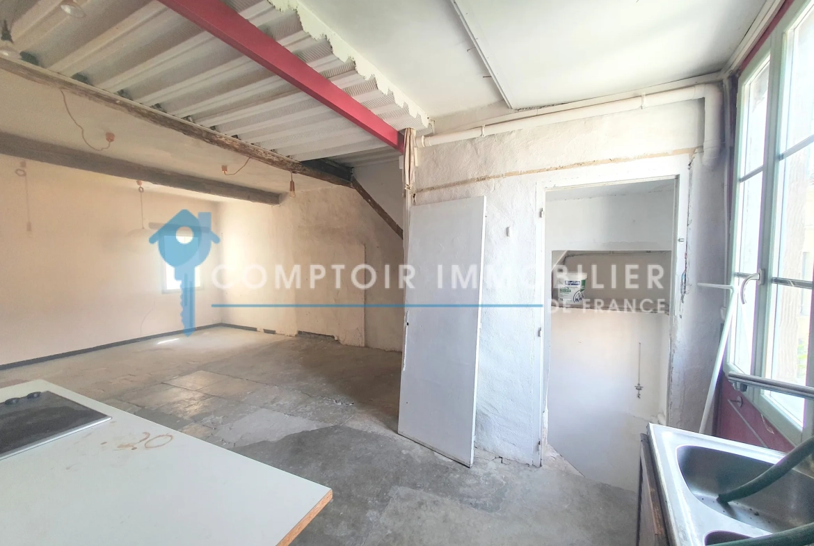 Appartement T2 à vendre à Montpellier dans l'Ecusson - 54,5 m² à rénover 