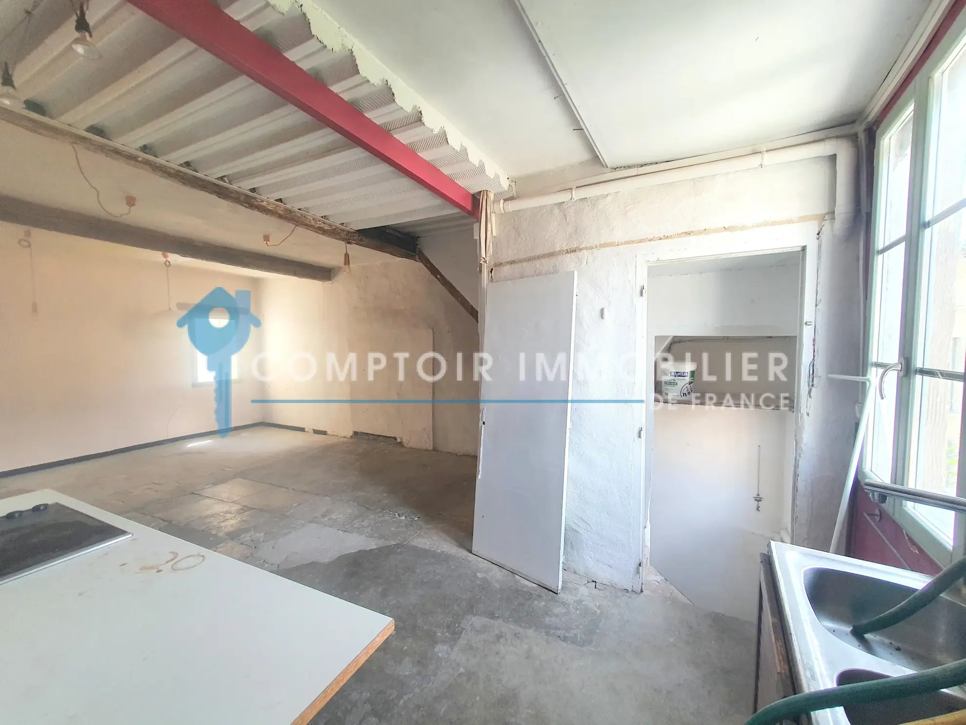Appartement T2 à vendre à Montpellier dans l'Ecusson - 54,5 m² à rénover 