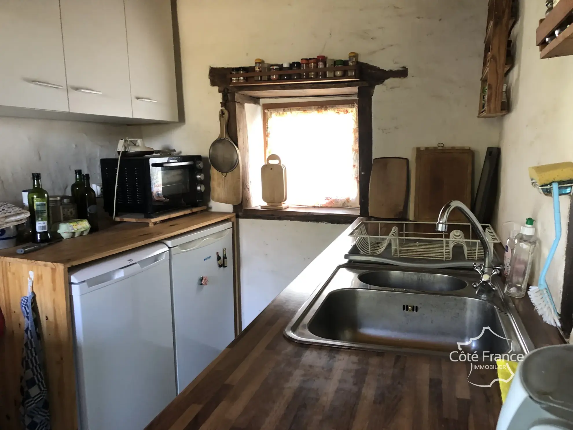 Maison authentique avec vue dans un hameau à Maurs, 115 m², jardin, proche commodités 
