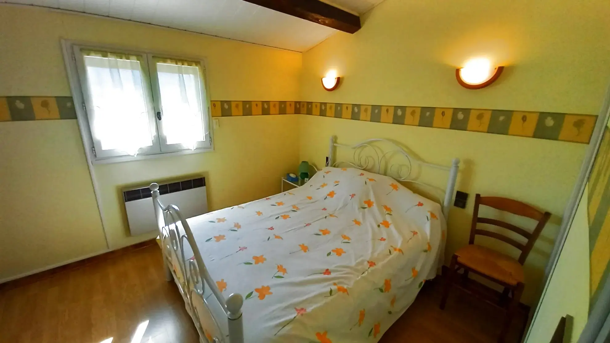 Villa avec piscine, terrasse, garage et vue dégagée à Le Poujol-sur-Orb 