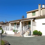 Villa avec piscine, terrasse, garage et vue dégagée à Le Poujol-sur-Orb