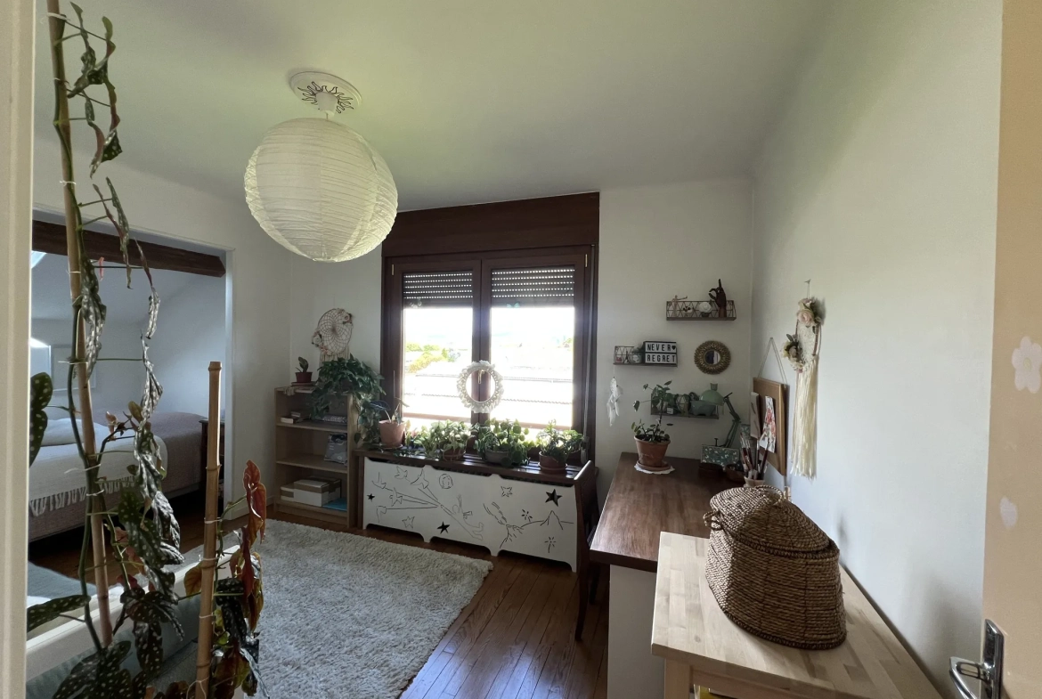 Maison à vendre à Hericourt proche du centre-ville sur 12 ares 