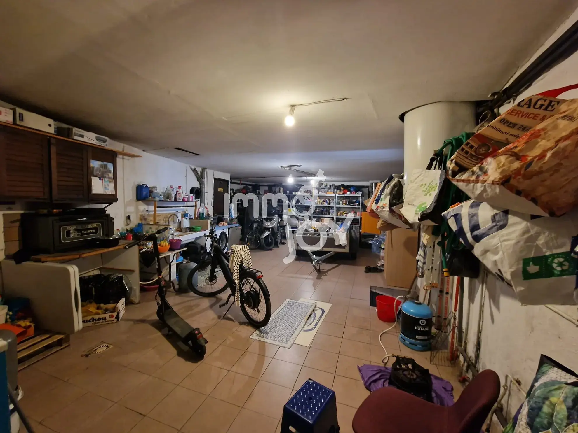 Maison de village T6 de 200 m² à Verzeille, proche Carcassonne 