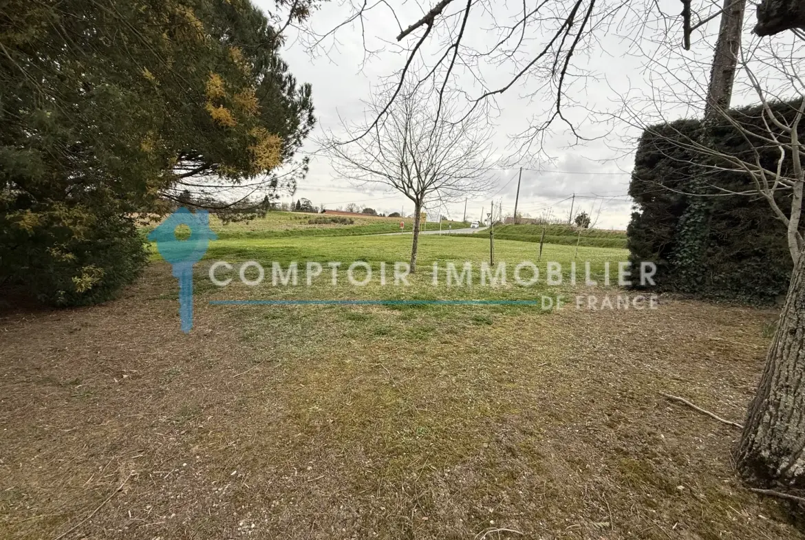 Maison T6 de 130 m² avec grand terrain divisible à Lapeyrouse Fossat 