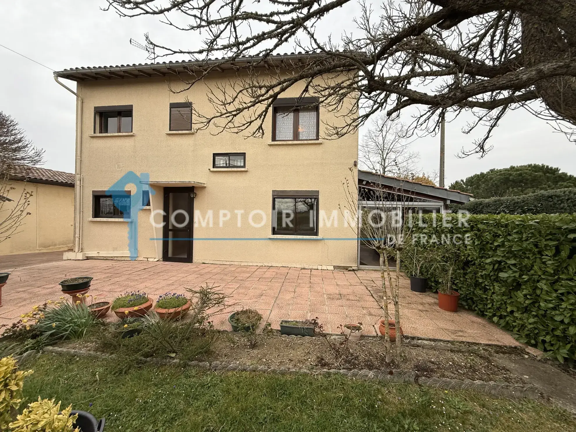 Maison T6 de 130 m² avec grand terrain divisible à Lapeyrouse Fossat 