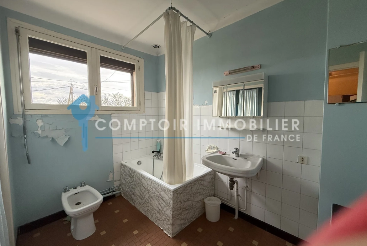 Maison T6 de 130 m² avec grand terrain divisible à Lapeyrouse Fossat 