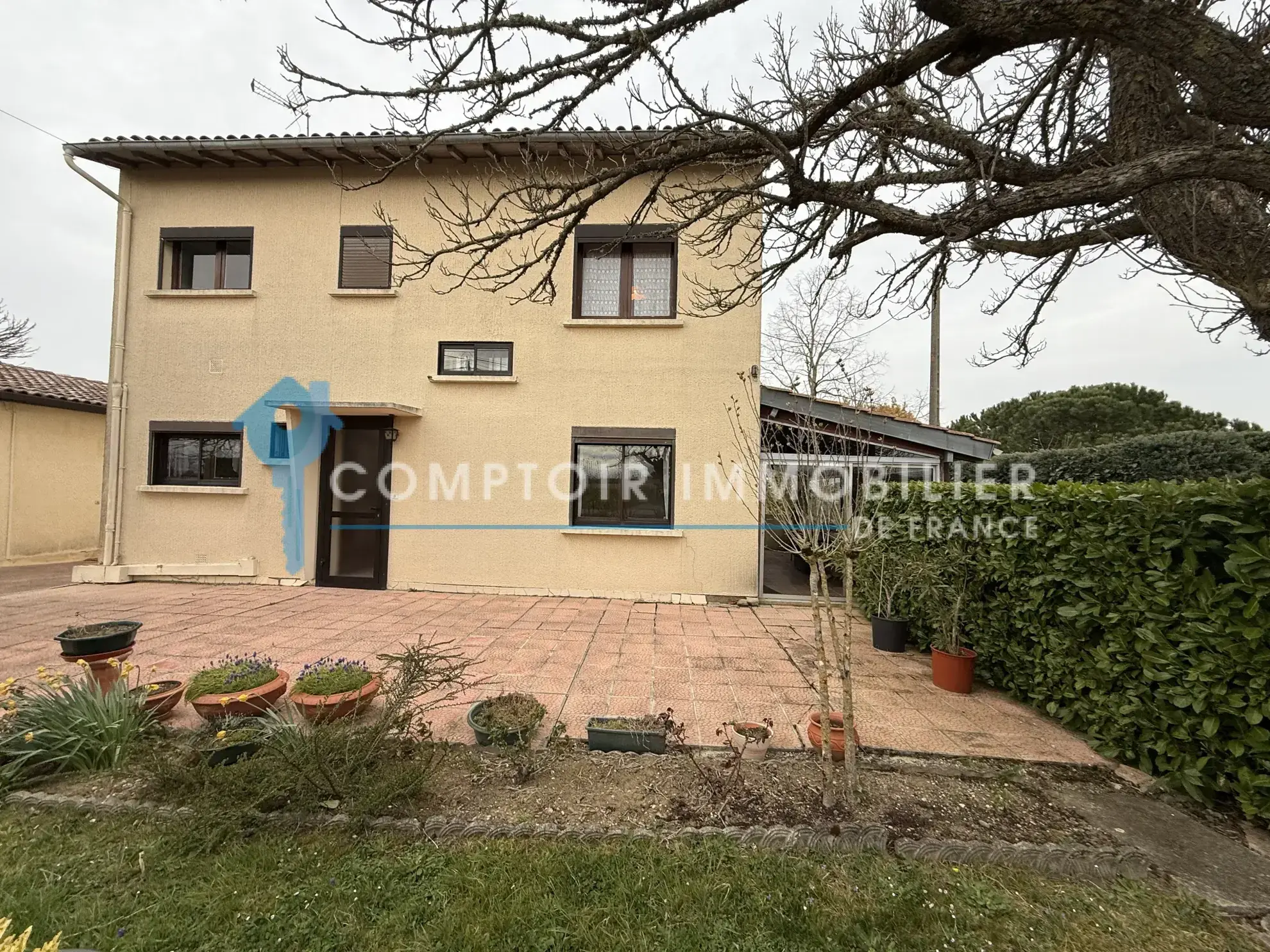 Maison T6 de 130 m² avec grand terrain divisible à Lapeyrouse Fossat 