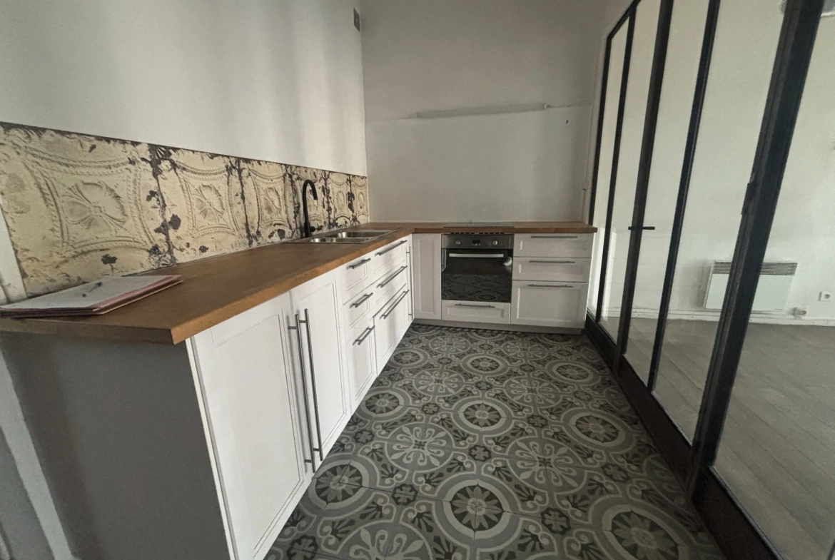 A Vendre Appartement T2 de 54,35 m² à Toulon - Haute Ville 