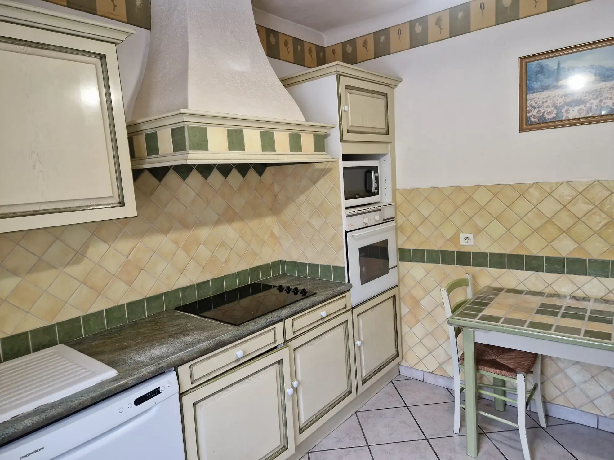 Maison Plain-Pied Type 3 avec Garage et Jardin à Marignane 