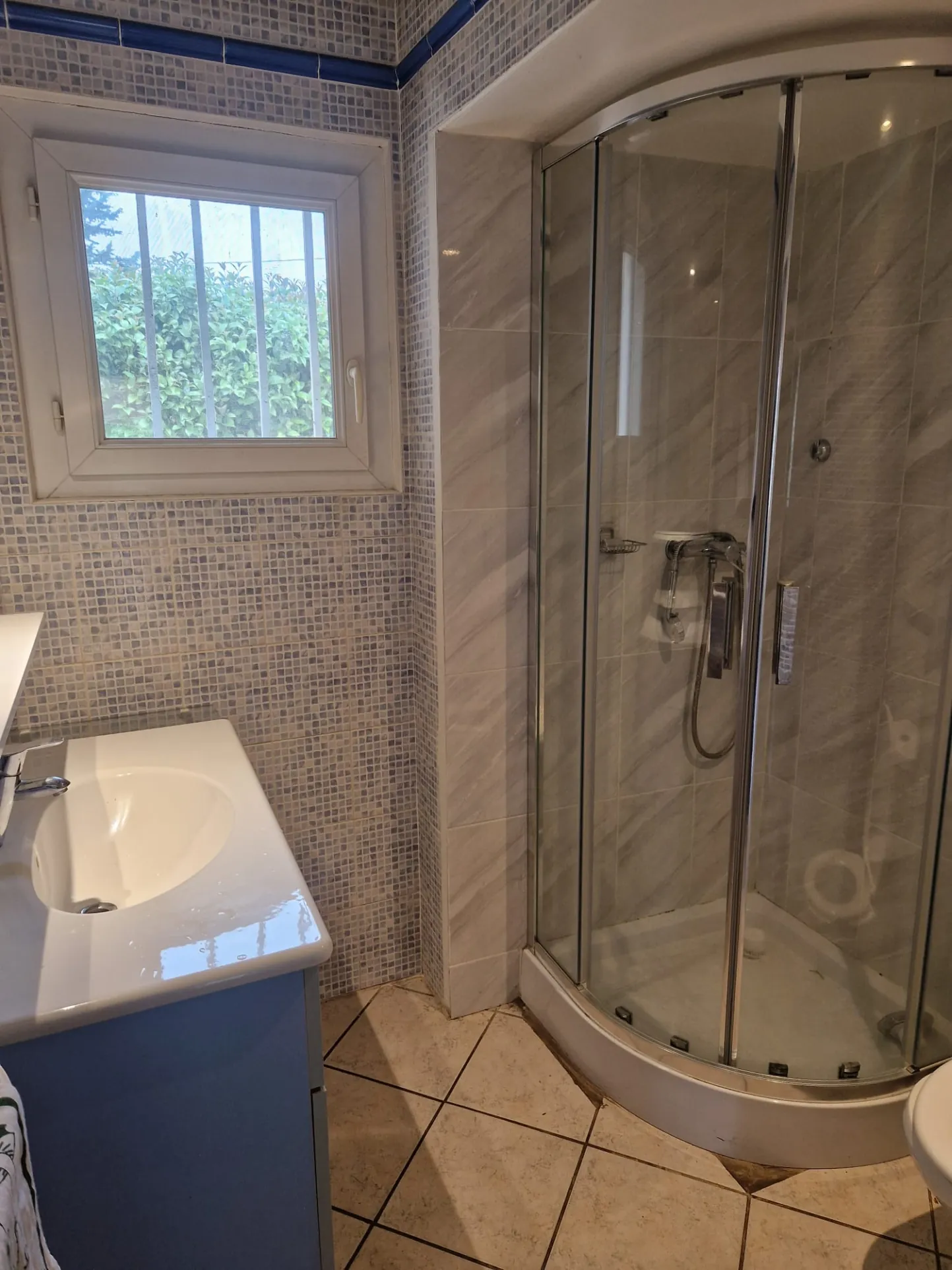 Maison Plain-Pied Type 3 avec Garage et Jardin à Marignane 