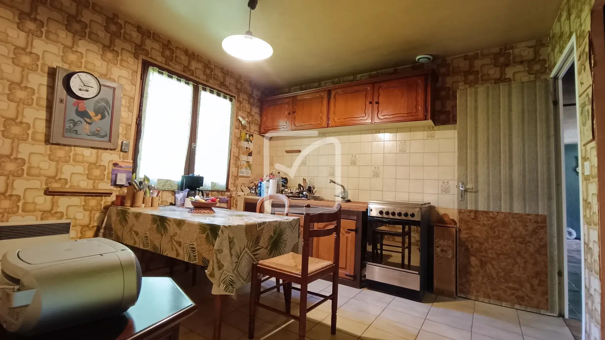 Maison de plain-pied avec grand terrain boisé à Antonne et Trigonant 