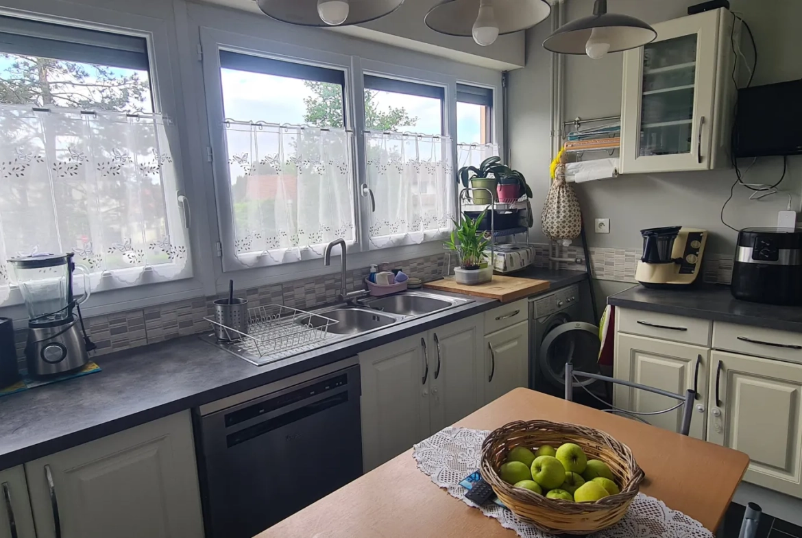 Appartement 4 pièces lumineux avec cave et parking à Limeil-Brevannes 